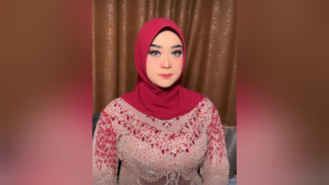 Video Bu Guru Salsa Viral Terus Diburu, Penampakannya Terkini Usai Menikah Bikin Warganet Patah Hati