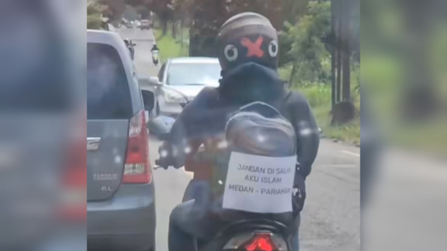Viral Pemudik Lintas Sumatera Bikin Senyum Pengguna Jalan Karena Tulisan di Tasnya: Jangan Disalip...