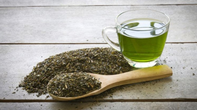 Rekomendasi Minuman Penurun Kolesterol Usai Santap Hidangan Lebaran