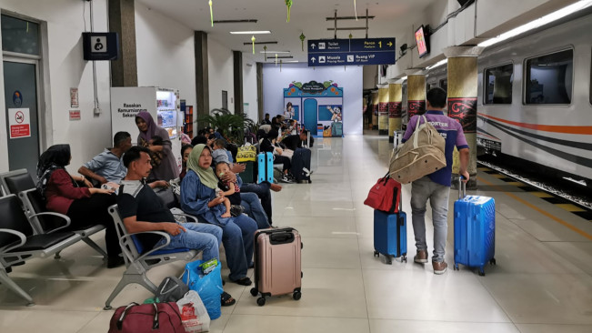 Persiapan Arus Balik Lebaran 2025, KAI Divre I Sumut Tambah 640 Tempat Duduk Kelas Bisnis
