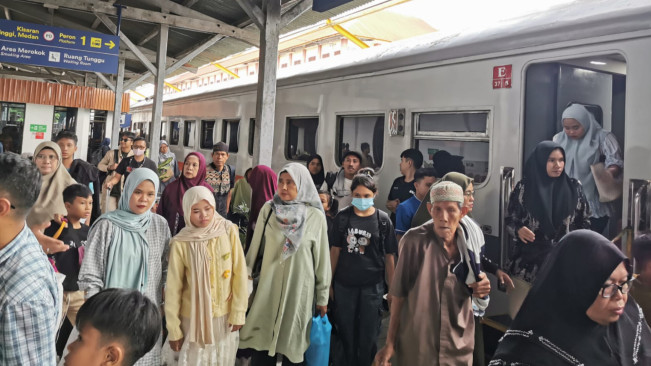 Arus Balik Lebaran 2025: Hingga 6 April, KAI Sumut Catat 21.282 Penumpang Tiba di Stasiun Medan