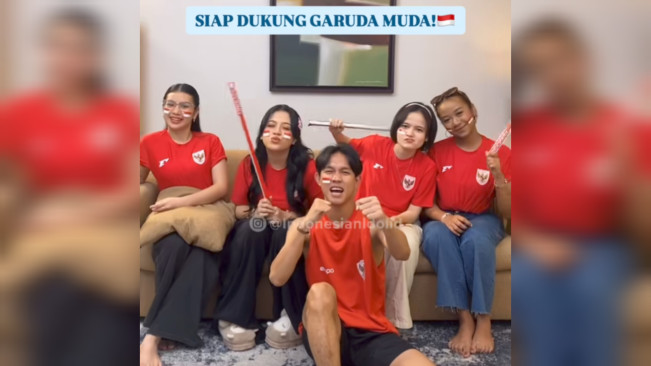 Momen 5 Kontestan Indonesian Idol Nonton Timnas Indonesia U-17, Kompak Pakai Jersey Merah Putih