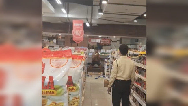 Detik-detik Mengerikan WNA Ngamuk di Kalibata City, Ternyata Ini Penyebabnya