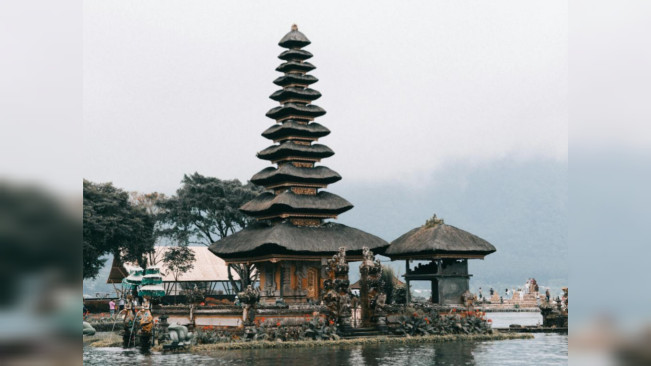 50 Ucapan Hari Raya Galungan dan Kuningan Buat Rekan dan Atasan Kerja
