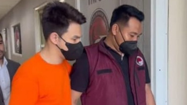 Terseret Kasus Vape Mengandung Zat Etomidate, Jonathan Frizzy Diduga Koordinir Penjemputan Lewat WhatsApp