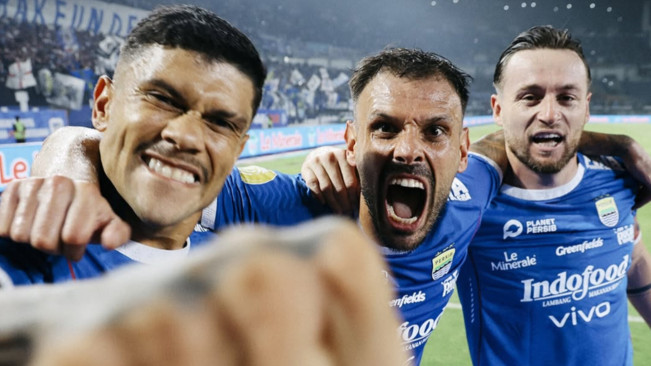Persib Bandung Juara Liga 1 2024/2025 Usai Persik vs Persebaya Berakhir Imbang