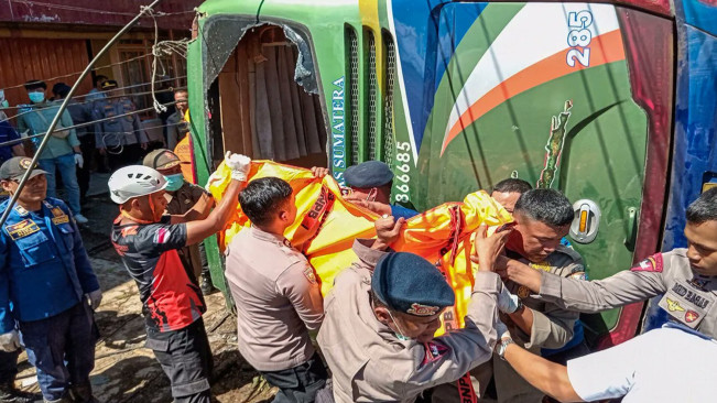 Kecelakaan Bus ALS di Padang Panjang: 12 Korban Tewas Teridentifikasi, Termasuk Balita dan Anak
