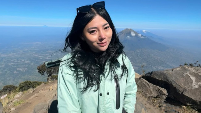 Deretan Artis Indonesia yang Merayakan Hari Raya Waisak 2025: Dari Roy Kiyoshi, Wendy Walters hingga Reza Arap