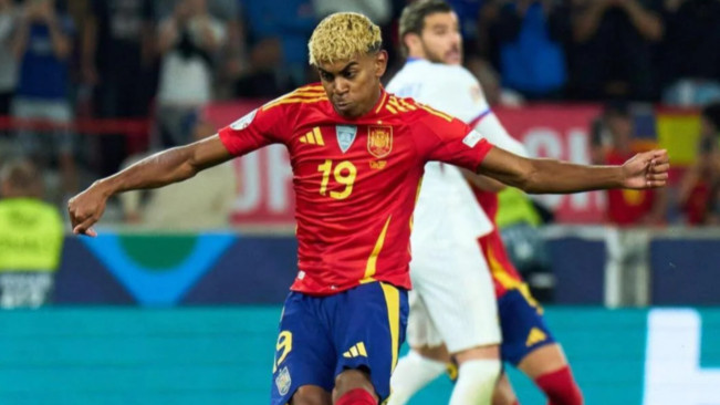 Pemain muda Spanyol, Lamine Yamal. [Instagram/@skorindonesia]