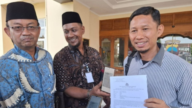 Diduga Tak Transparan Jual Produk Nonhalal, Anggota DPRD Solo Laporkan Rumah Makan Ayam Goreng Widuran