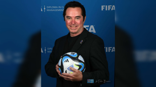 Biografi dan Agama Tom Byer, Pemandu Bakat yang Viral Karena Kritik Pengembangan Sepakbola di Indonesia