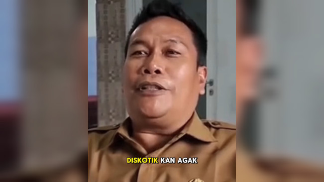 Kades Karangsari, Casmari. [Tangkapan layar Instagram]
