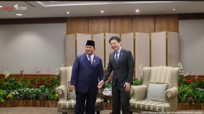 Presiden Prabowo Subianto dan PM Lawrence Wong saat menggelar pertemuan. [YouTube/@Sekretariat Presiden]