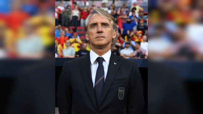 Mantan pelatih Italia dan Arab Saudi, Roberto Mancini. [Instagram/@footballpalacee]