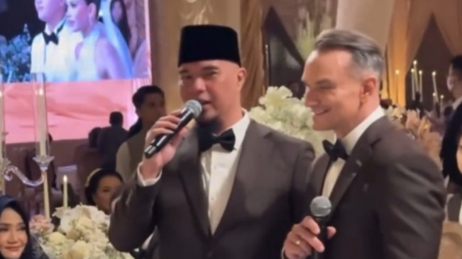 Ahmad Dhani saat menyampaikan pidato. [Tangkapan layar Instagram]