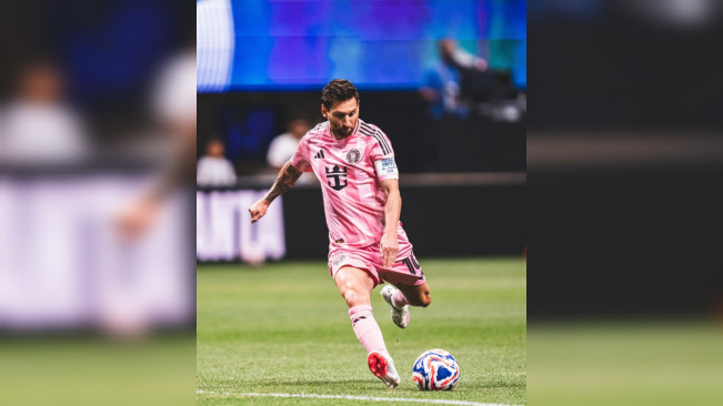 Intip Gol Tendangan Bebas Indah Lionel Messi saat Tumbangkan FC Porto di Piala Dunia Antarklub 2025