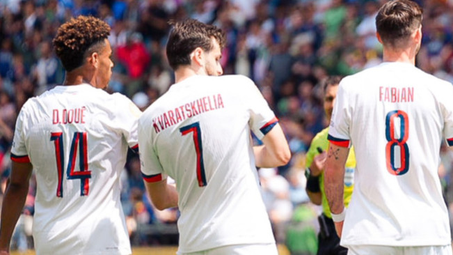 Para pemain PSG selebrasi usai cetak gol. [Instagram]