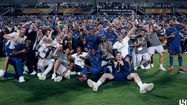 Jajaran tim kepelatihan dan pemain Al Hilal. [Instagram]