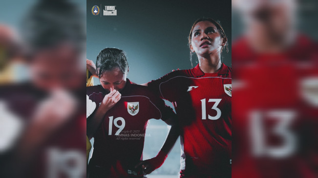 Pemain Timnas Putri Indonesia menangis. [Instagram/@timnasindonesia]