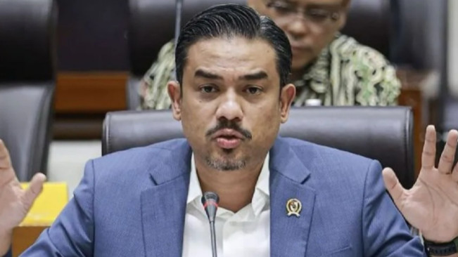 Terkait Polemik Kunjungan Istri ke Eropa, Maman Abdurrahman Serahkan Dokumen ke KPK