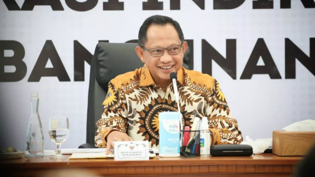 Gibran Tak Akan Berkantor di Papua, Ini Penjelasan Mendagri Tito Karnavian