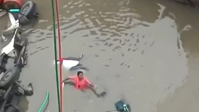 Lima orang berhasil selamat. [Tangkapan layar X]