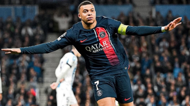 Mbappe berseragam PSG. [Instagram]