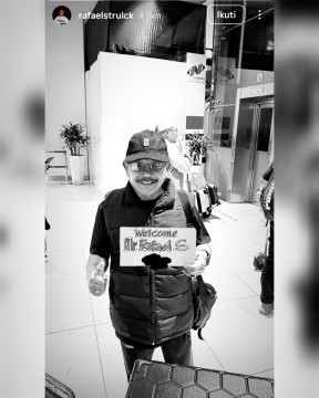 Unggahan story Rafael Struick. [Instagram]