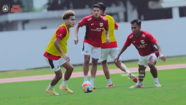 Pemain Timnas Indonesia U-23 saat latihan. [YouTube Timnas Indonesia]