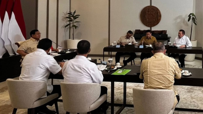 Presiden Prabowo Subianto Gelar Rapat Terbatas Bahas Peluncuran Koperasi Desa Merah Putih