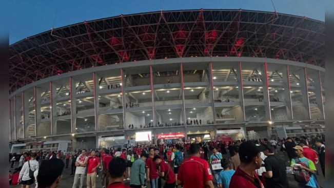 Catat Tanggalnya! Duel Legenda Real Madrid vs Barcelona Akan Digelar di SUGBK