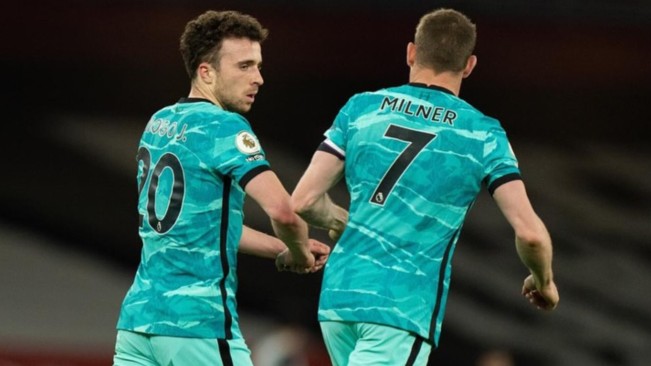 Tribut Emosional untuk Diogo Jota, James Milner Pakai Nomor 20 di Brighton