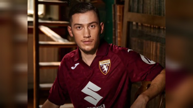 Dua Laga Beruntun Absen di Pramusim Venezia, Jay Idzes Capai Kesepakatan Pribadi dengan Torino