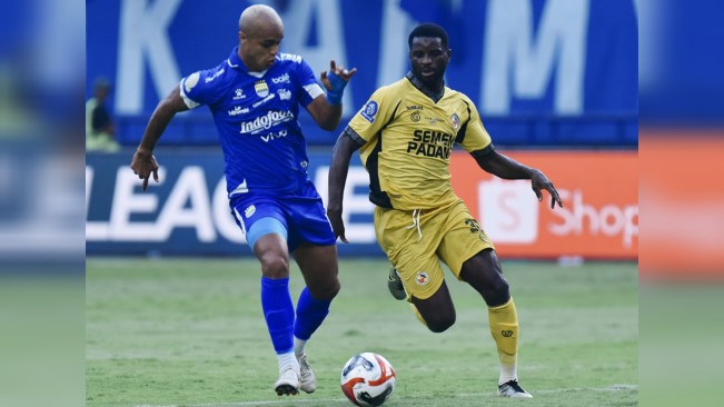 Hasil Super League 2025: Persib Bandung Tundukkan Semen Padang 2-0