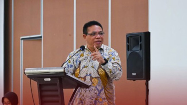 Profil dan Pendidikan Inosentius Samsul, Calon Tunggal Hakim MK