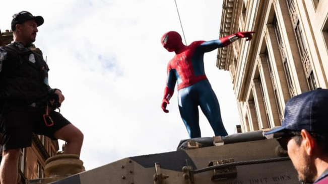 Apa Penyebab Tom Holland Alami Gegar Otak saat Syuting Spider-Man: Brand New Day?