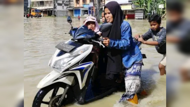 Banjir Besar Landa Kota Medan, Ribuan Warga Mengungsi di Lima Kecamatan