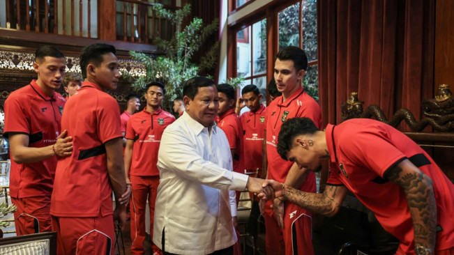 Reaksi Prabowo Setelah Timnas Indonesia Tersingkir: Saatnya Fokus ke Piala Asia 2027
