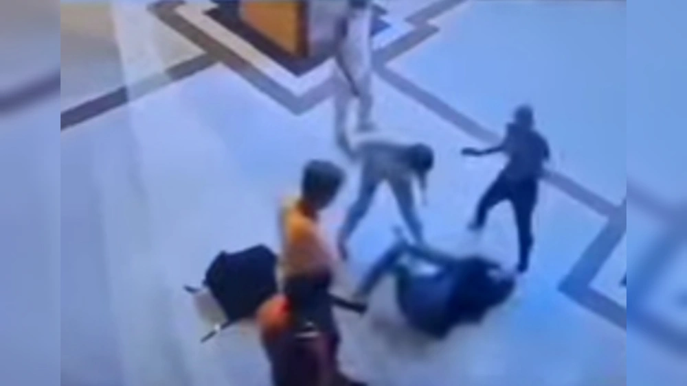 Ilustrasi pengeroyokan di Masjid Agung Sibolga. [Istimewa]