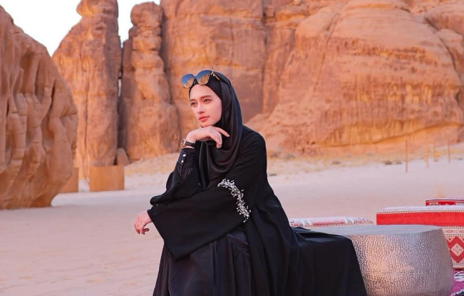 Inara Rusli Jalani Taaruf dengan Ustaz? 3 Anaknya Sudah Panggil Ayah