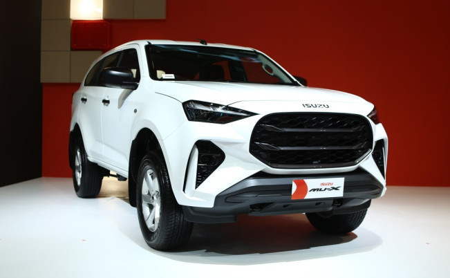 Ini Harga New Isuzu mu-X 4WD di GIIAS 2025
