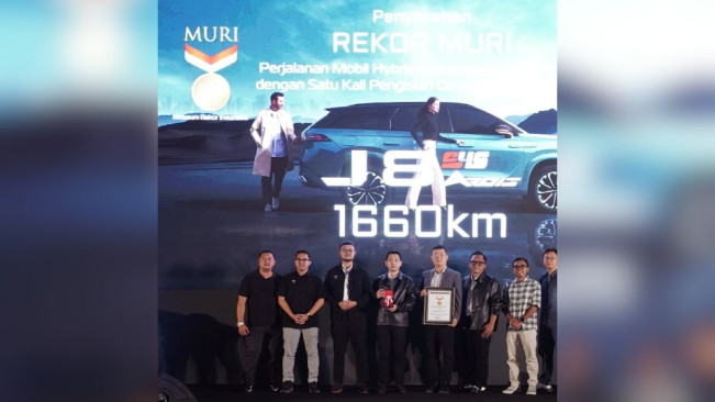 Tempuh 1.660 Km, Jaecoo J8 SHS Ardis Cetak Rekor MURI