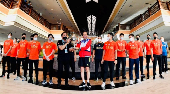 Di Bali, Jokowi Sempatkan Nonton Badminton BWF World Tour