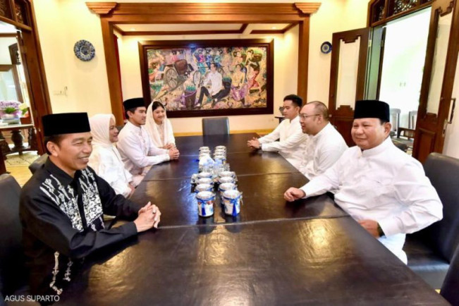 Bertemu Jokowi, Muzani: Prabowo Bicarakan Isu Politik