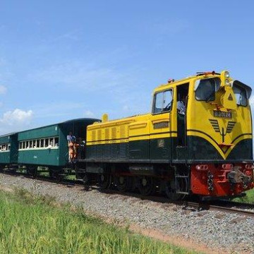 KA Wisata Tabrak Mobil di Ambarawa, Begini Kondisi Penumpangnya
