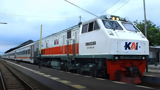 PT KAI Tambah Tiket Kereta Untuk Lebaran 2025, Bisa Dipesan Mulai Hari Ini