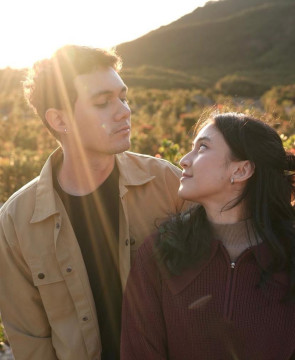 Keisya Levronka dan Nyoman Paul. (Instagram)