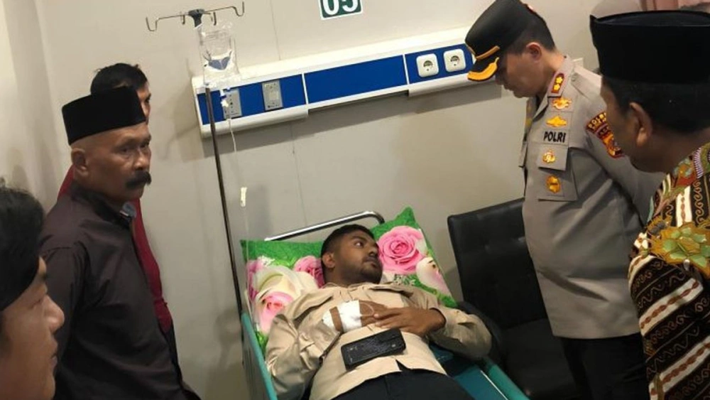 Kepala Sppg Desa Sagoe Muhammad Reza Dirumah sakit