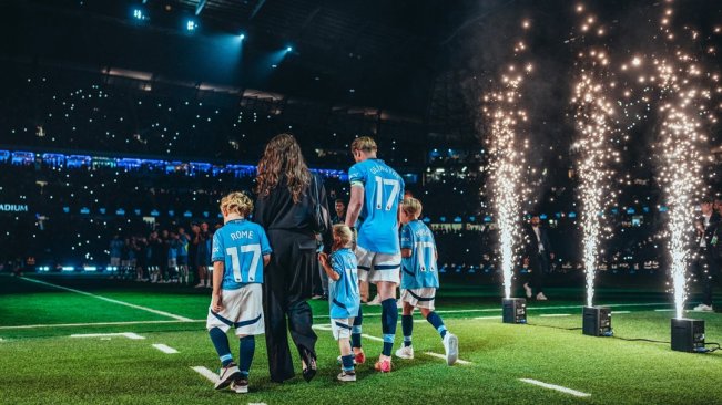 Perpisahan Kevin De Bruyne. (mancity)
