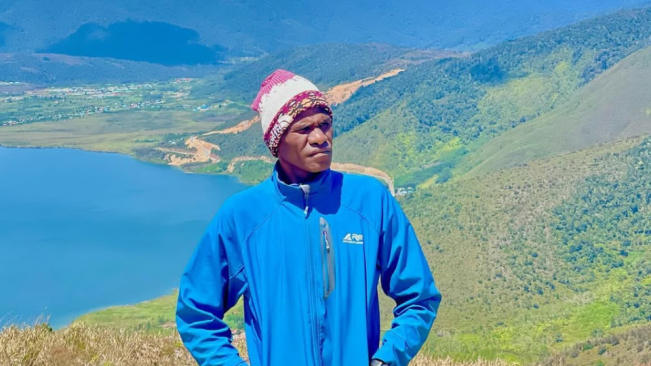 Dunia Hiburan Berduka, Klemens Awi Tutup Usia Karena Komplikasi Penyakit